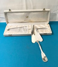 Pelle a tarte ERCUIS modèle VIEUX PARIS métal argenté CLUNY couvert service