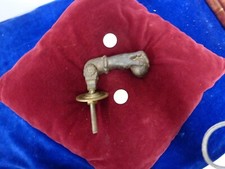 ancien heurtoir main en