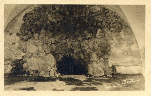 Notre dame orcival source - dame,