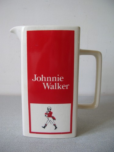 Ancien pichet johnnie - johnnie, walker