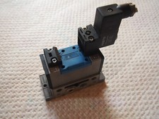 Distributeur pneumatique FESTO
