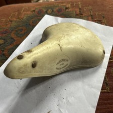 ancienne Selle de vélo Enfant (à Nettoyer)