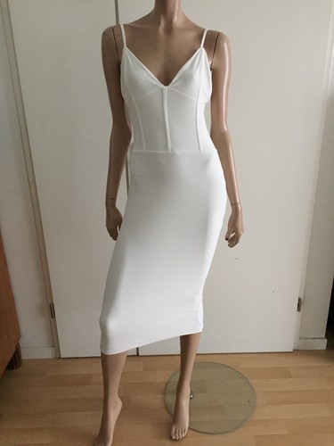 Robe prettylittlething taille