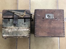 Lot 2 caisses / boitiers TM27