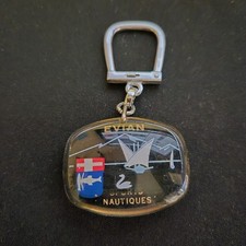 TRÈS JOLI PORTE CLÉ ANCIEN