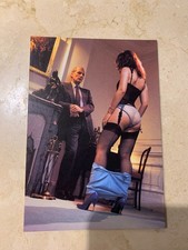 CARTE POSTALE 16X11 PIN UP