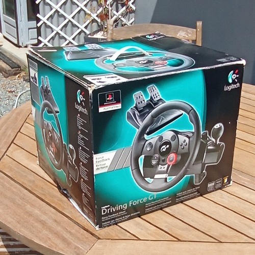 Logitech driving force - logitech,