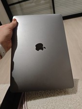 Apple macbook a2251 Ecran complet Très bon état Exp rapide