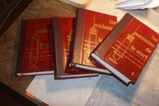 LIVRES LES MEDECINS DE LA MORT