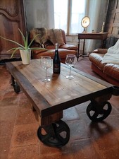 table salon style industriel