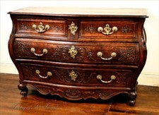 Commode tombeau bordelaise en
