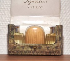 Pochette de Voyage Signoricci de Nina Ricci. Eau de Cologne, After Shave, Savon.
