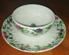 Petit tasse/bol + sous-tasse porcelaine Jacques Coeur Paris décor les Mûres neuf