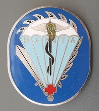 Insigne émail Parachutiste Service de Santé Opération MANTA TCHAD vintage