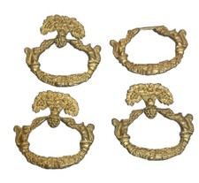 4 poignée de meuble XIX en bronze décor écureuil et panier de fleurs