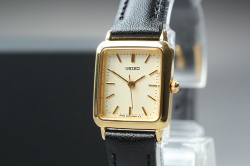 Montre femme vintage 1990