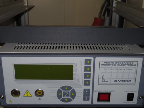 Poste rigidite dielectrique - de,
