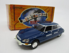 TA824 NOREV HACHETTE POLICE