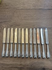 12 anciens couteaux à