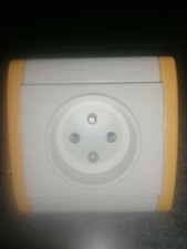 Prise de courant SILEX JAUNE