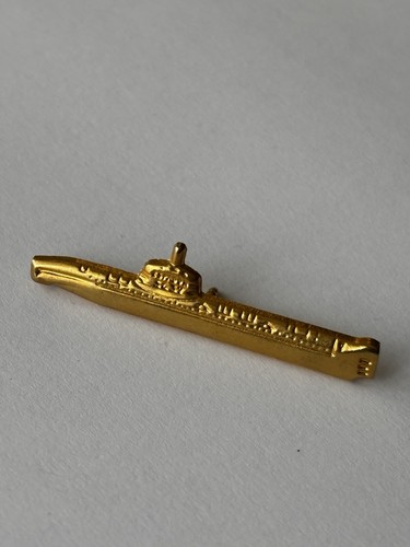 Pin metal dore - metal,