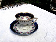 Belle tasse à café ancienne