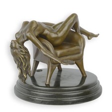 ÉROTIQUE STATUE MODERNE