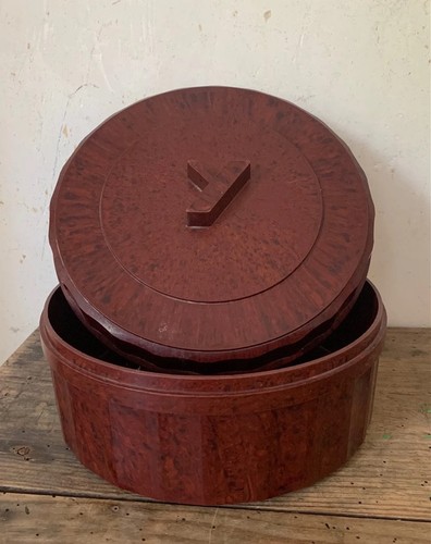 Boite ronde bakelite - en,