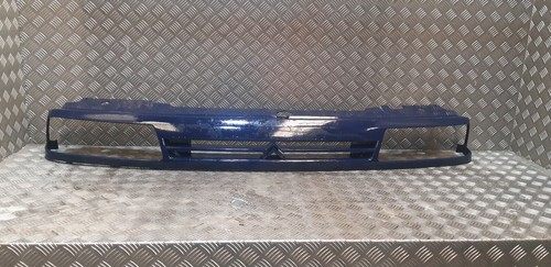 Grille calandre avant - ,