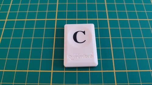 Tuile lettre pièce - c,