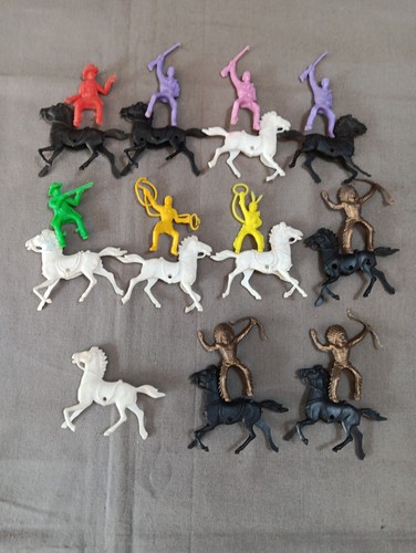 Lot figurines cowboys - de,