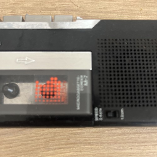 Microcassette sony 7 - ,