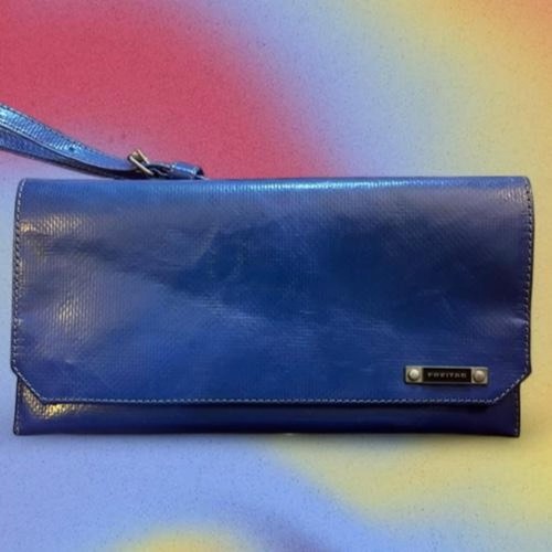 Freitag reference line r114 - reference,