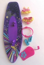Barbie vêtement C20 maillot de bain Chelsea et accessoires set surfing fun...