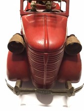 Camion Pompier vebe Année 1950 En Tôle Avec Deux Pompier Bon État 