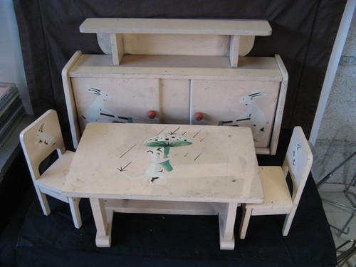 Ancien mobilier poupée