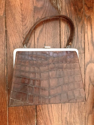 Sac main vintage cuir croco - à,