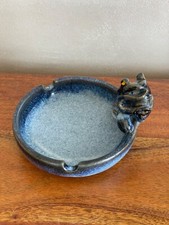 🐸ANCIEN CENDRIER, vide poche  en grés GRENOUILLE signé