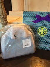 NEW-TORY BURCH ROBINSON