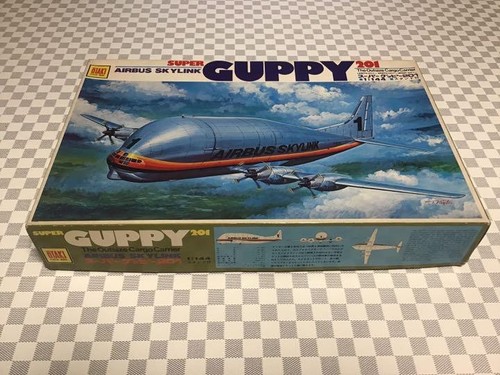 Rare maquette plastique