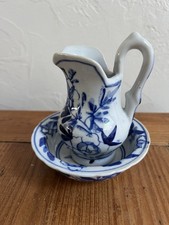 Nécessaire de toilette broc et Cuvette porcelaine Miniature Bleu et Blanc