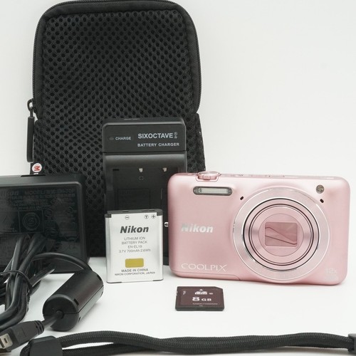 Neuf appareil photo - appareil,