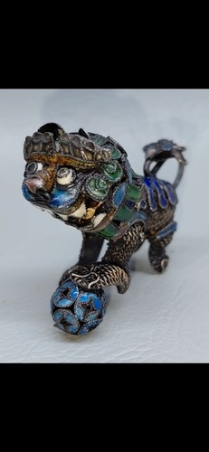Petite figurine statuette - figurine,