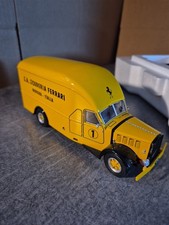 Vieux Camion Ferrari