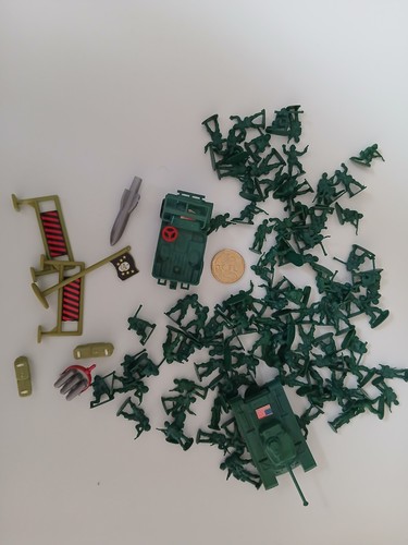 Lots petits soldats - de,