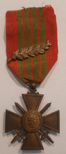 Medaille croix guerre 1939 - medaille,