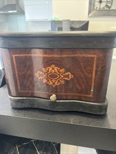 Cave à liqueurs Époque