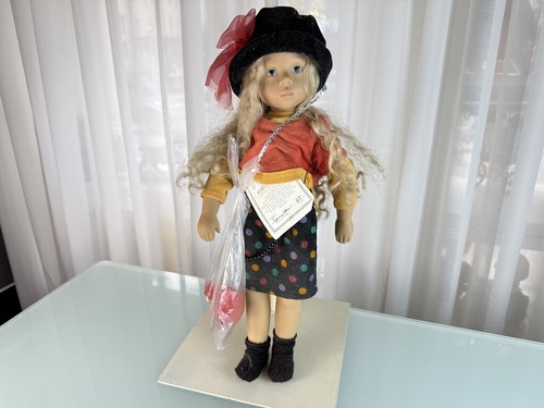 Poupée artiste sylvia - d'artiste,