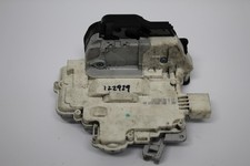 Audi RS4 8E B7 mécanisme d'actionnement du verrou de la porte arrière gauche ns