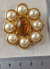 Ancienne broche dorée, décor cabochon, Daniel Jouvance, vintage